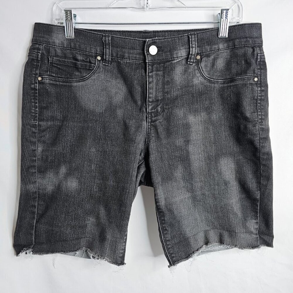WHITE HOUSE BLACK MARKET Jean Shorts Distressed size L BLACK Denim Bermuda Cute - Picture 2 of 7